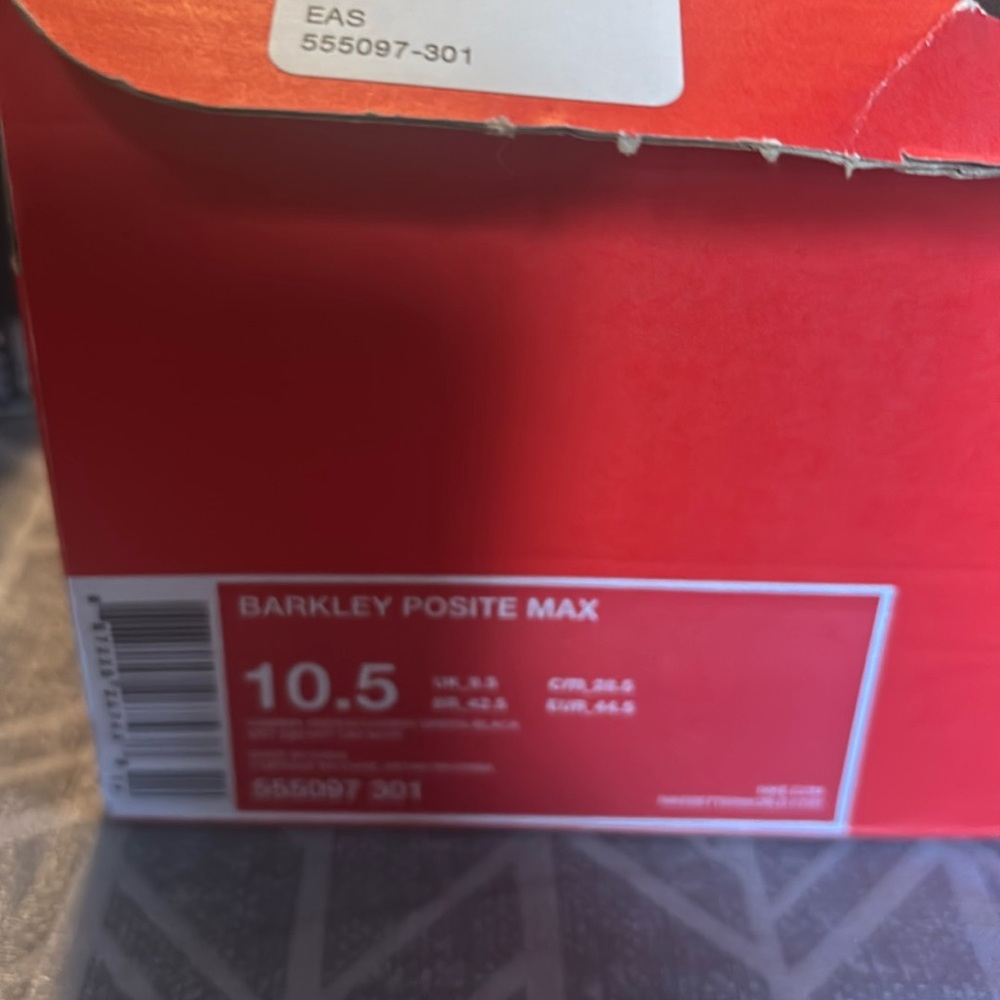 Men’s Nike Barkley posite max brand new sz 10.5